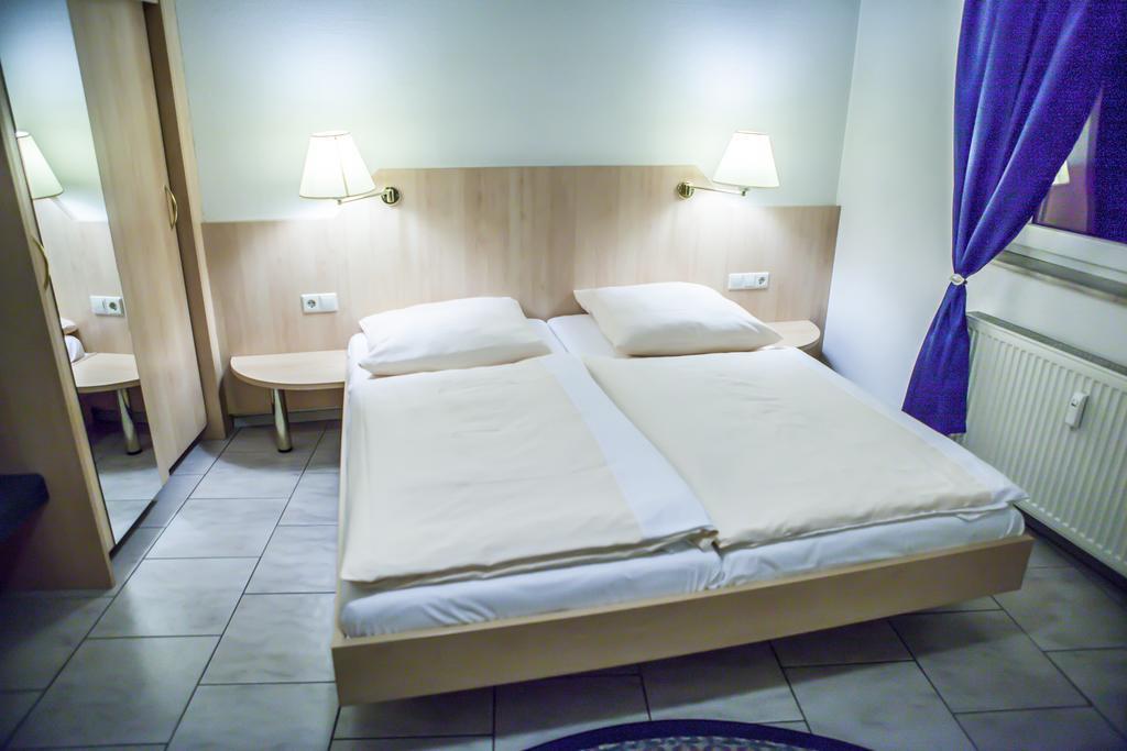 Hotel Hessischer Hof Nauheim Zimmer foto